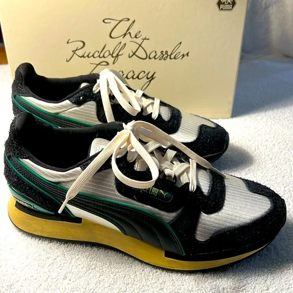 Puma Men’s “Spacelab Neverworn” Sneakers - Picture 4 of 9